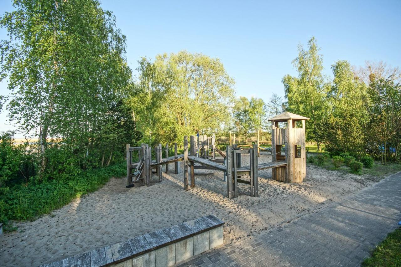 Ostseeferienhaus Oberes Apartment Mönkebude Esterno foto